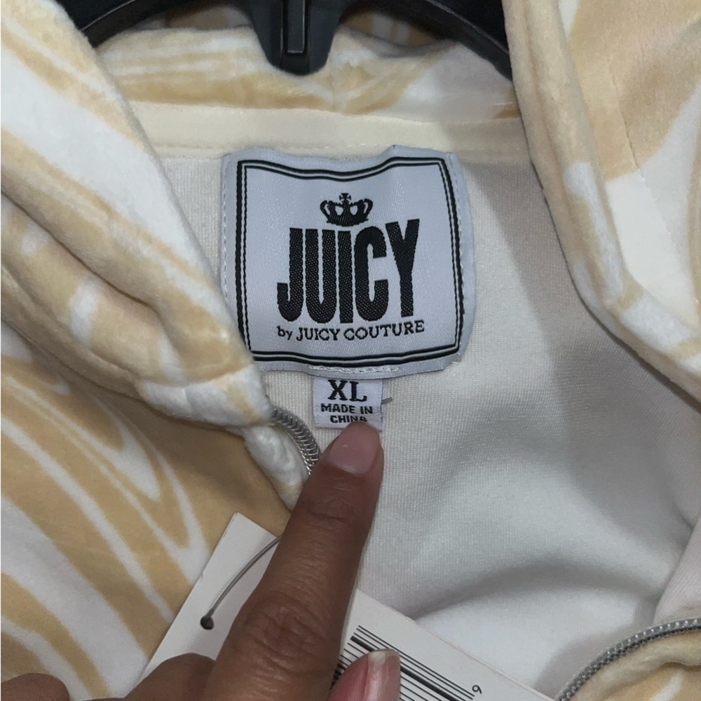 Juicy couture velour swirl full zip hoodie - Picture 9 of 9